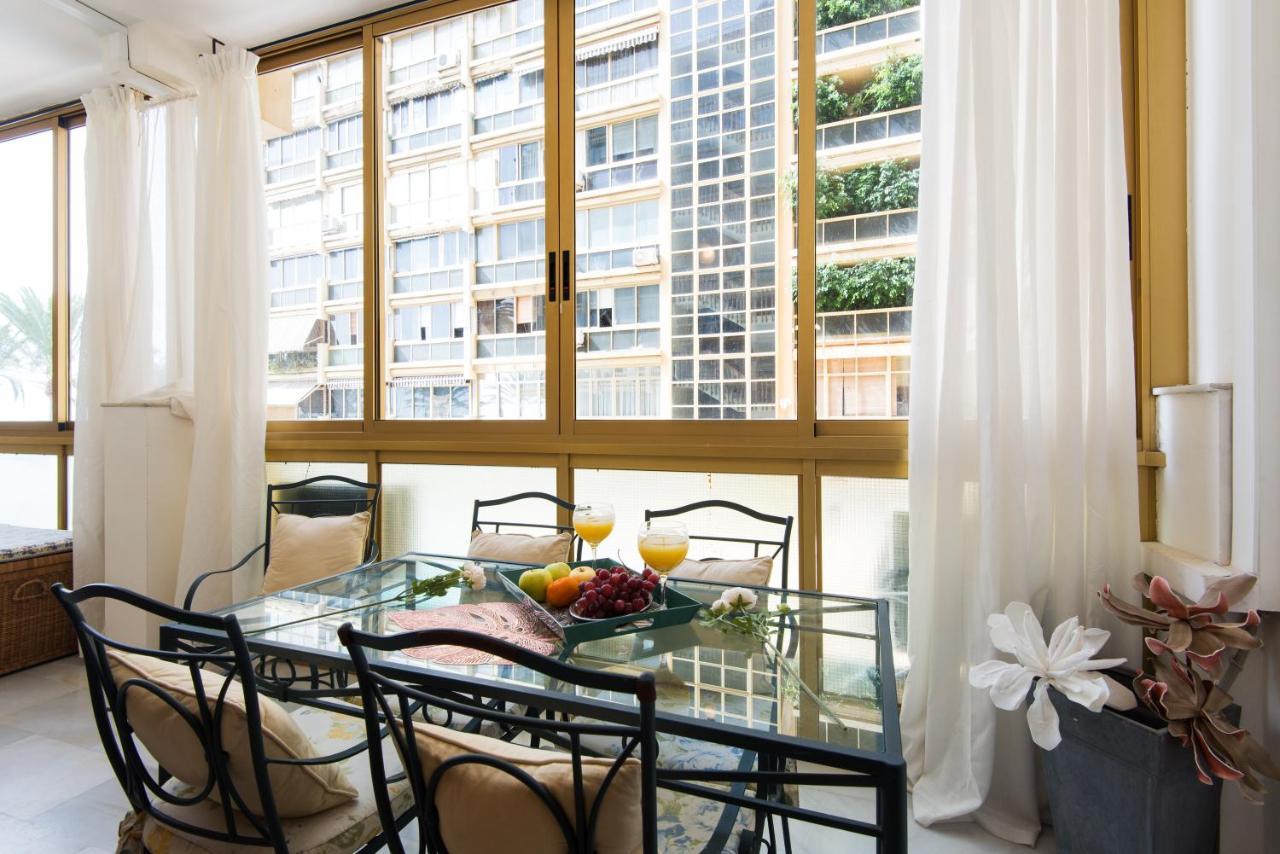 Rentandhomes Beachfront Marbella Center 外观 照片