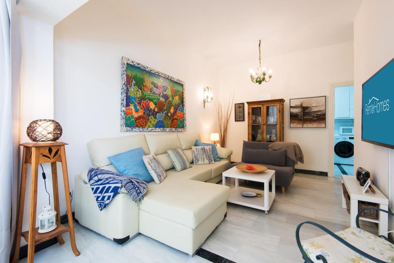 Rentandhomes Beachfront Marbella Center 外观 照片